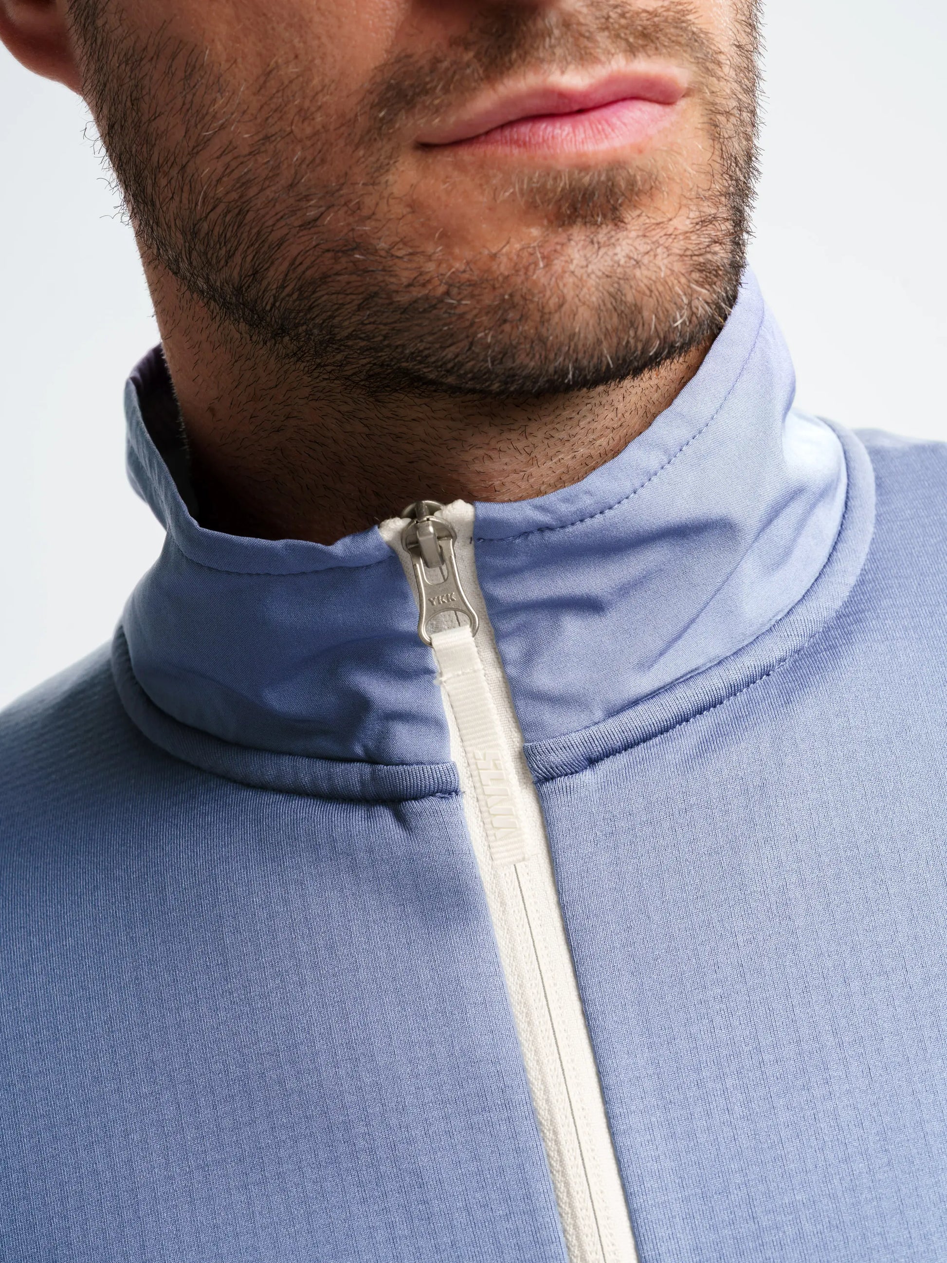 A106015S01_W89_ALTURAFZLGTGRIDFLEECE_D1_4602_02843.webp