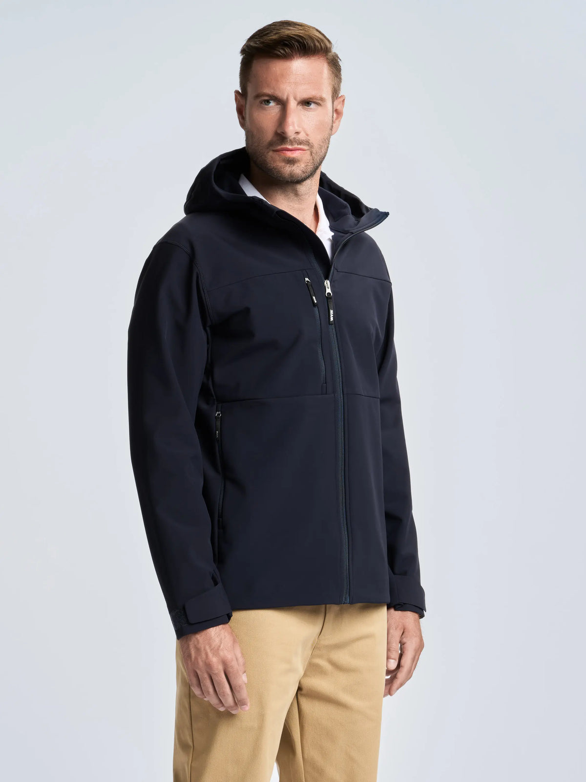 A125007S00_W13_ALTURAWARMSSHELLHOODIE_S_1202_02472.webp