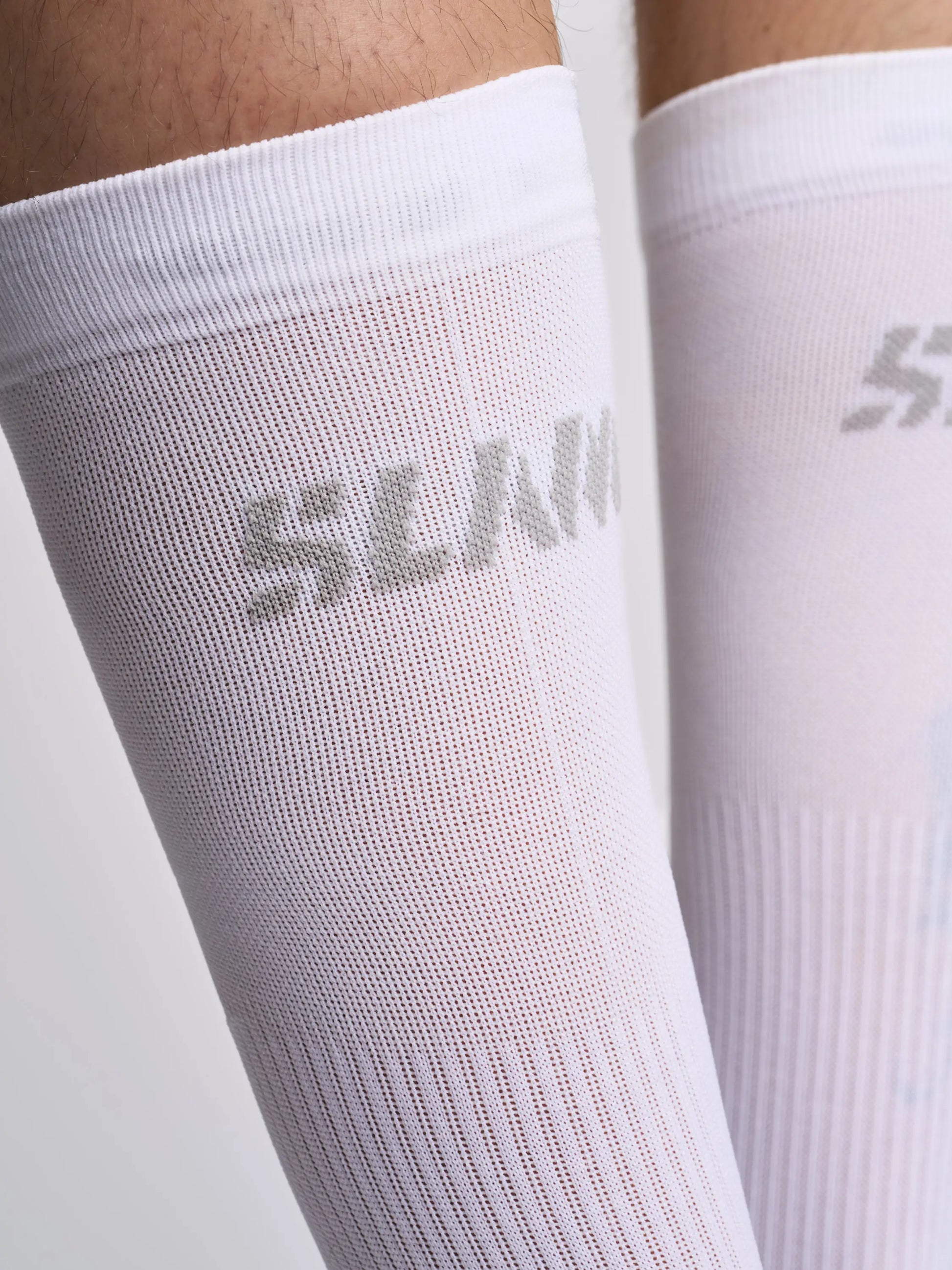 A419010S00_W02_LOGOSOCK_D1_6108_03155.webp