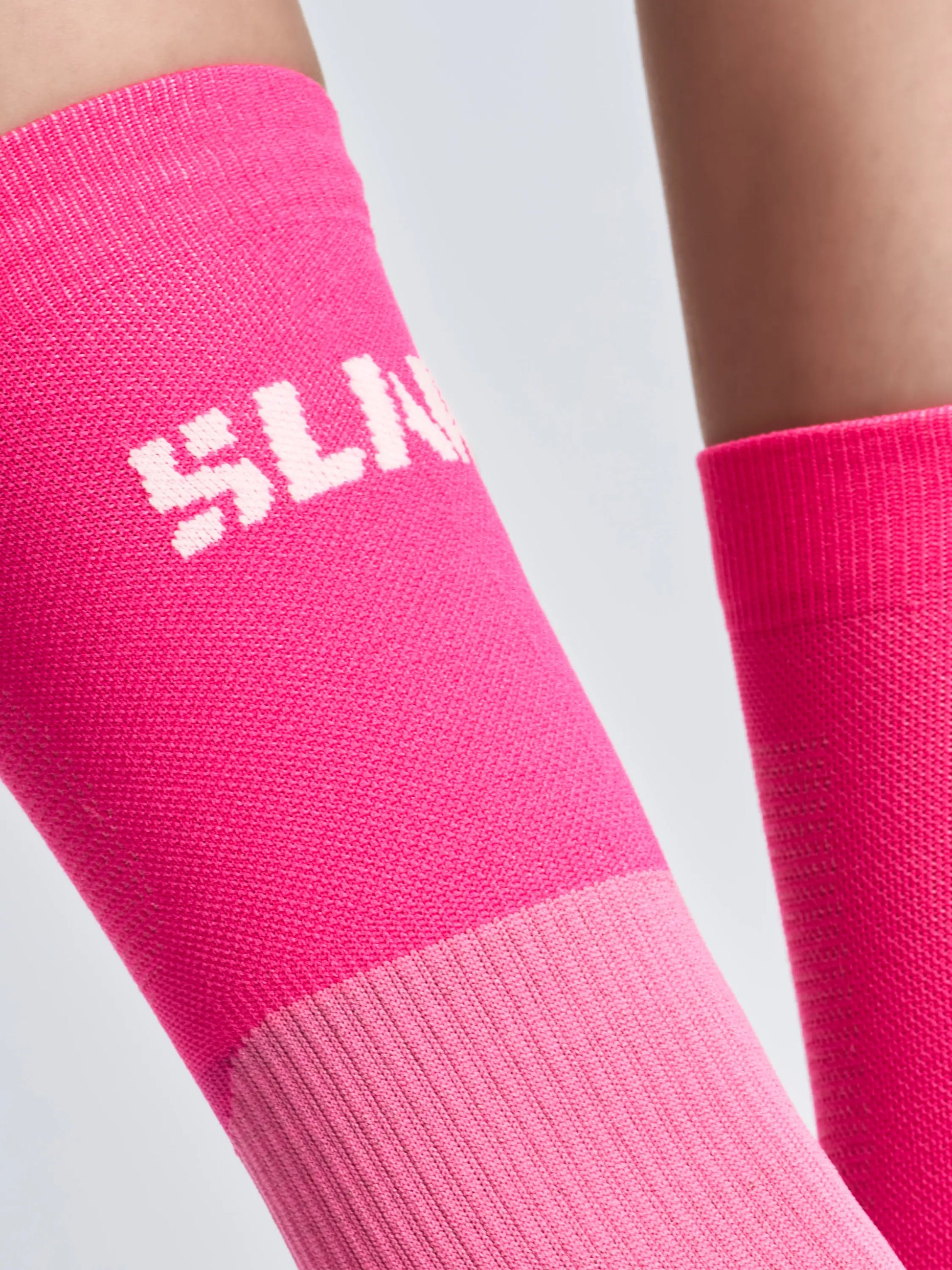 A419010S00_W72_LOGOSOCK_D2_4508_02225.webp