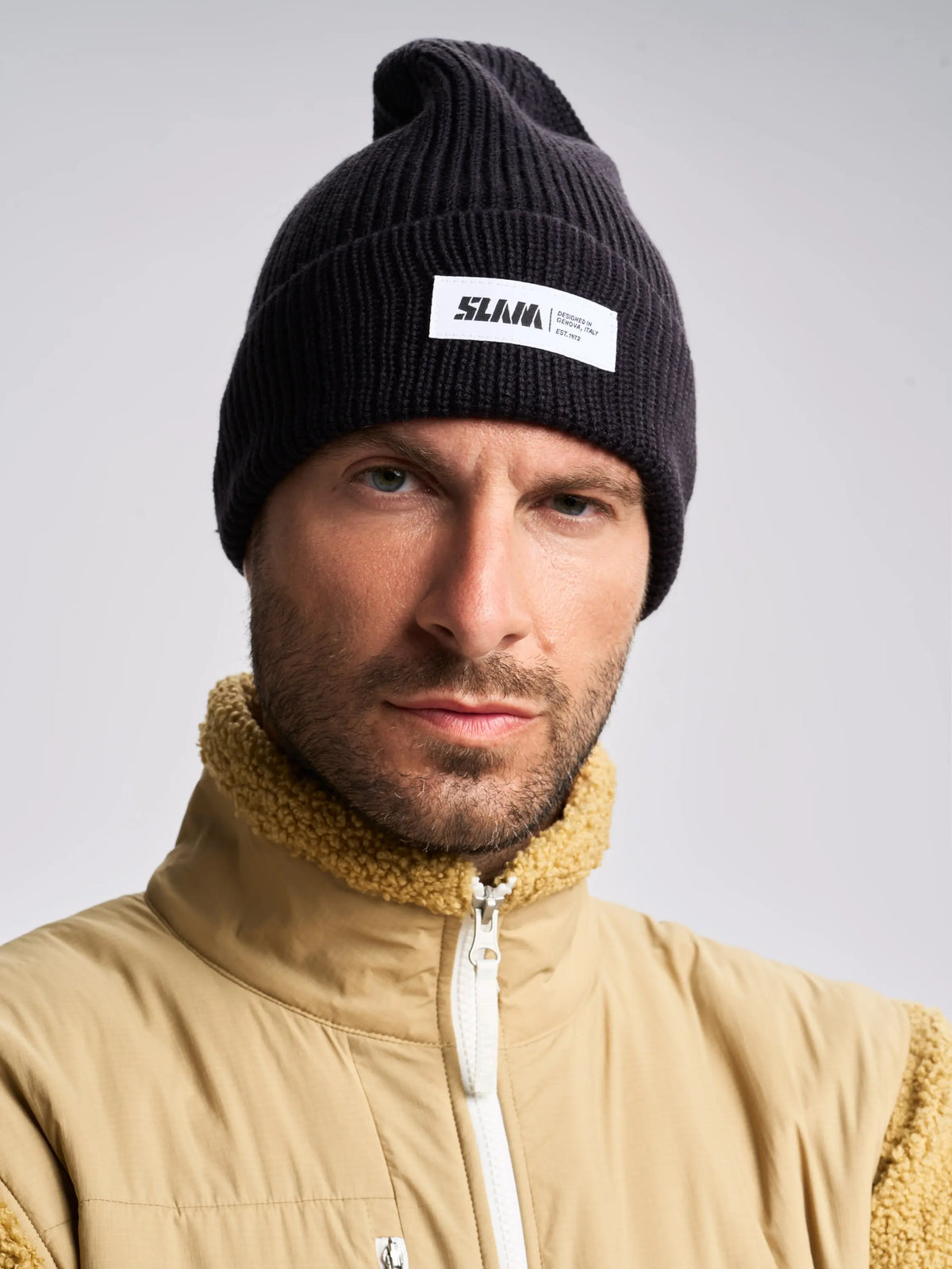 A461014S01_W13_ALTURAKNITBEANIE_D2_5605_03050.webp