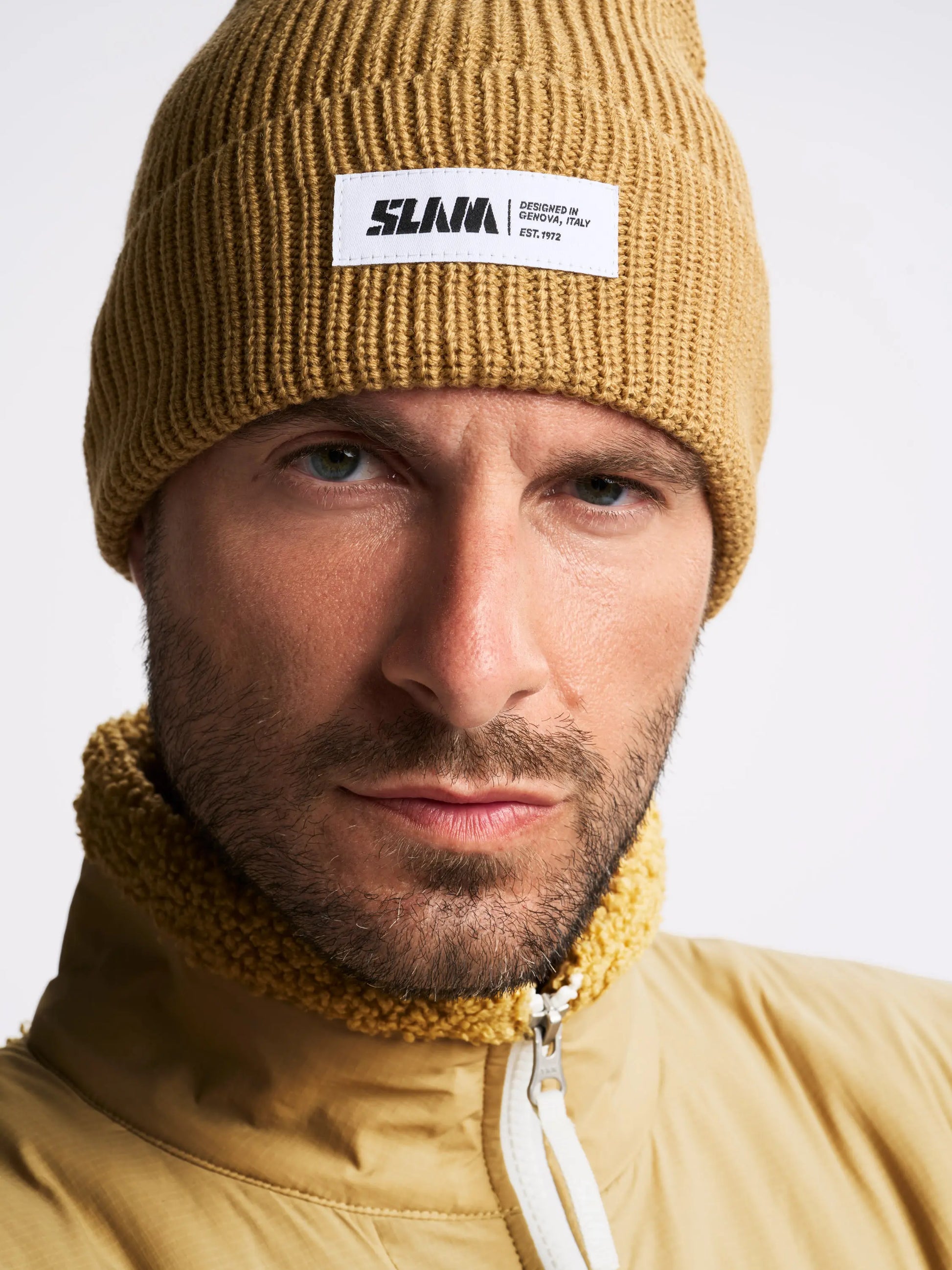 A461014S01_W87_ALTURAKNITBEANIE_D2_5705_03047.webp