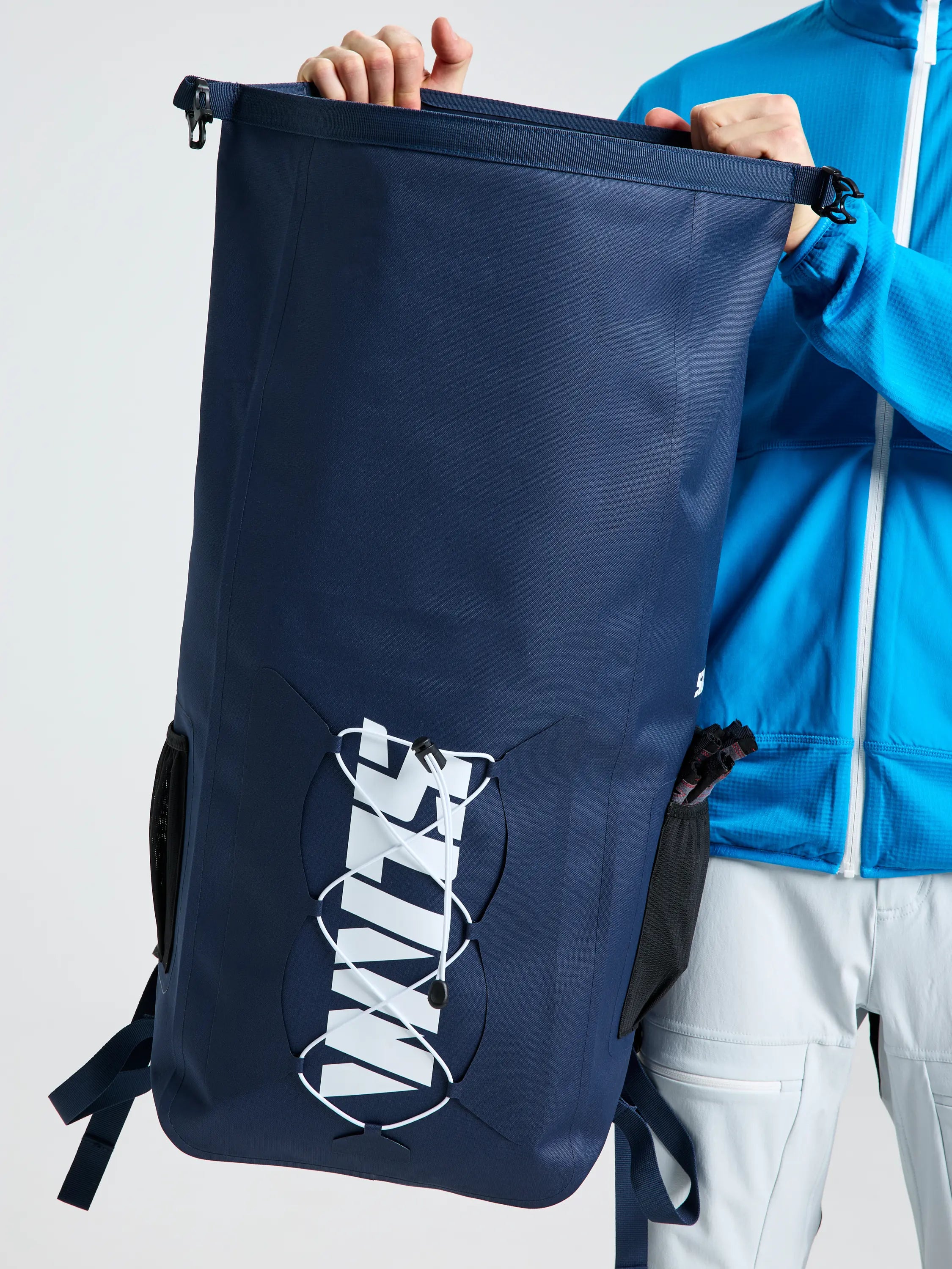 A463003S01_W13_ODWRBACKPACK_D05_06307_05067.webp