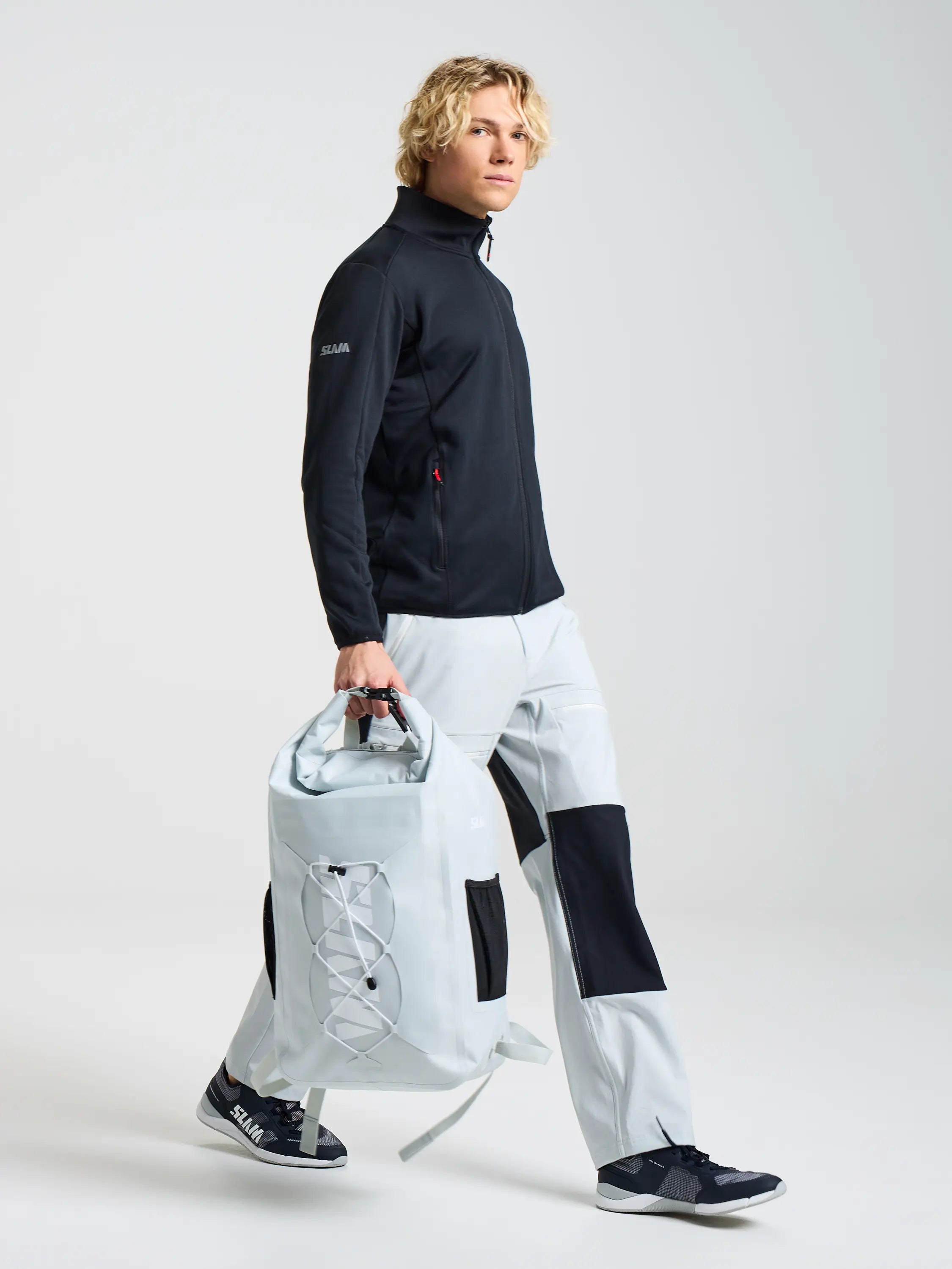 A463003S01_W68_ODWRBACKPACK_DV_08007_05651.webp