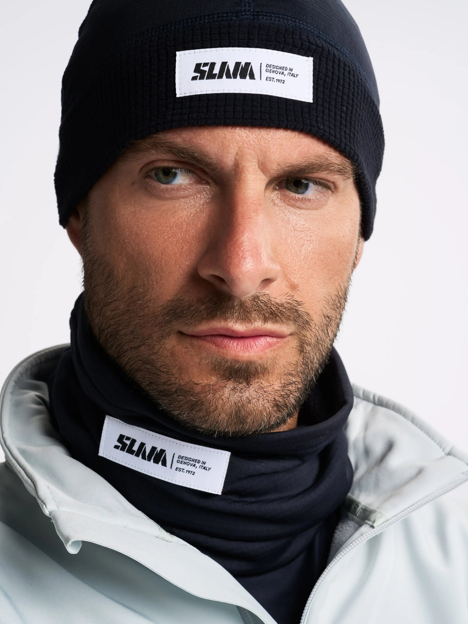 A465002S01_W13_ODNECKWARMER_D2_5407_03028.webp