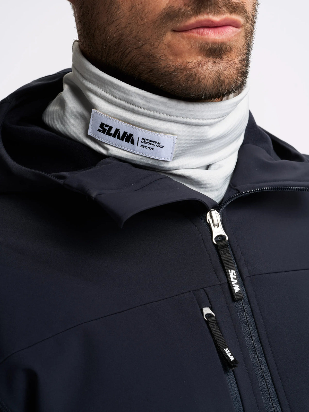 A465002S01_W68_ODNECKWARMER_D1_5307_02969.webp
