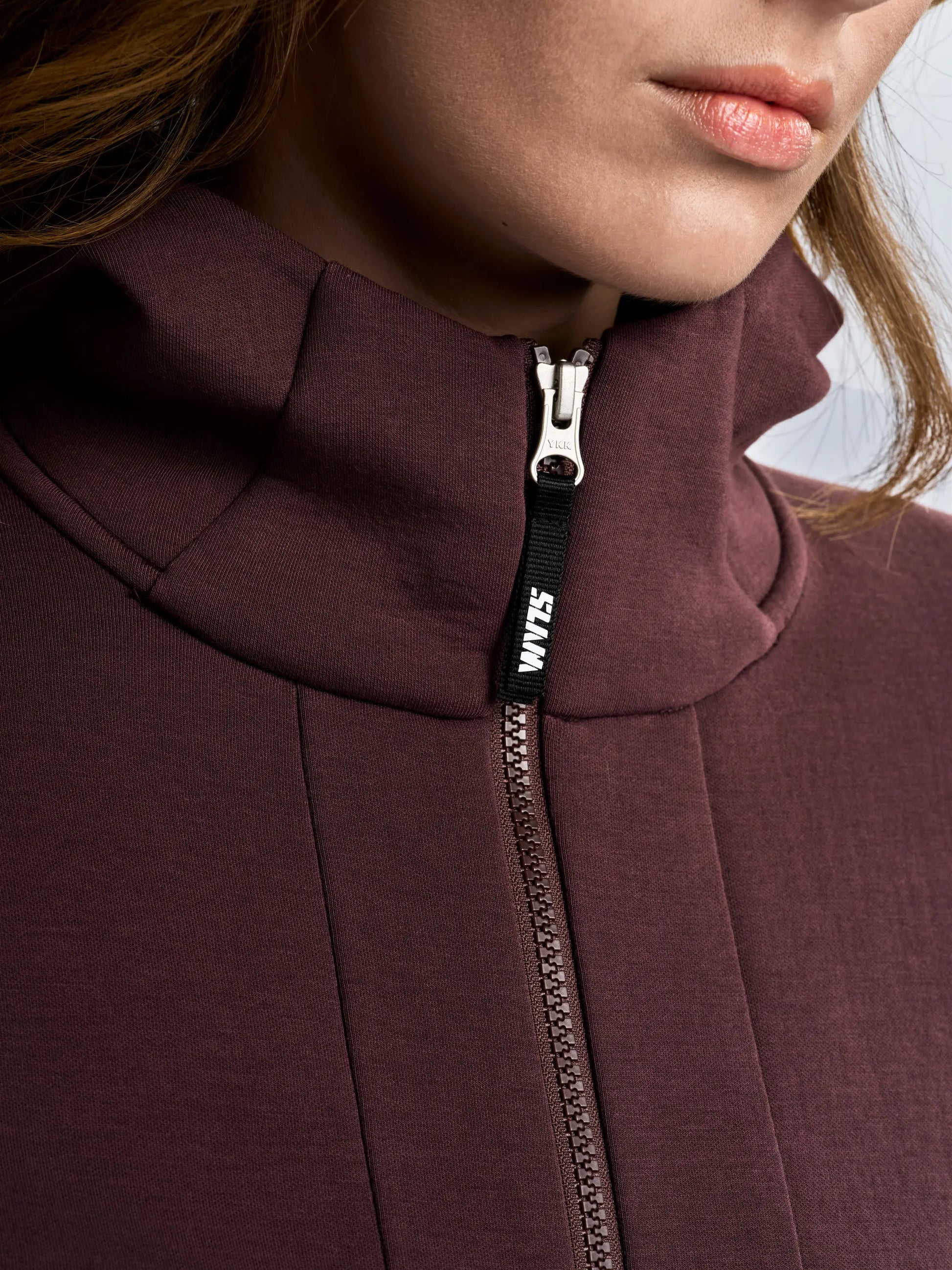A906011S00_W88_ALTURAWSSCUBAHOODIE_D1_3602_01622.webp