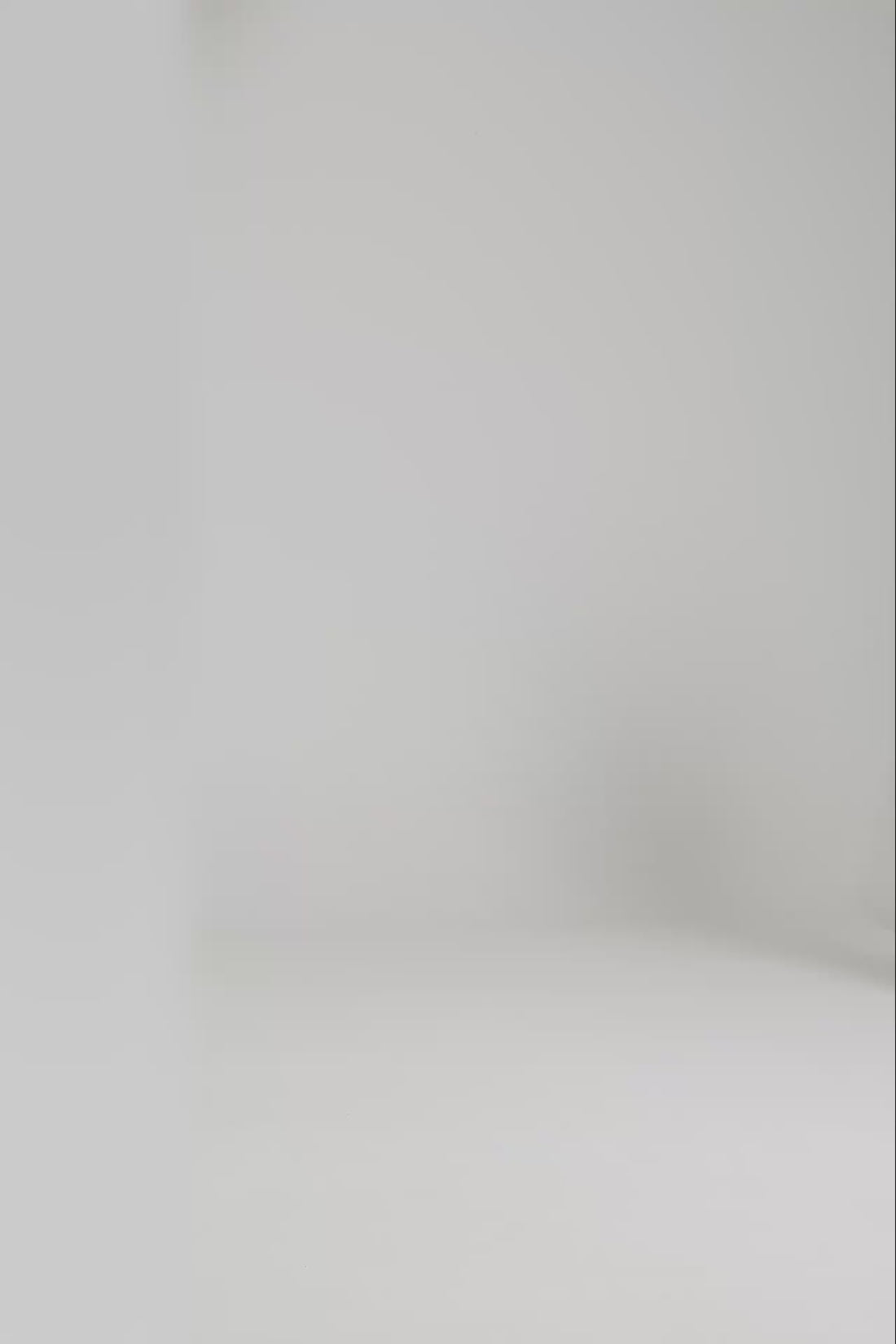 A170010S00_W68_ODHOODEDJACKET_VLS.mp4